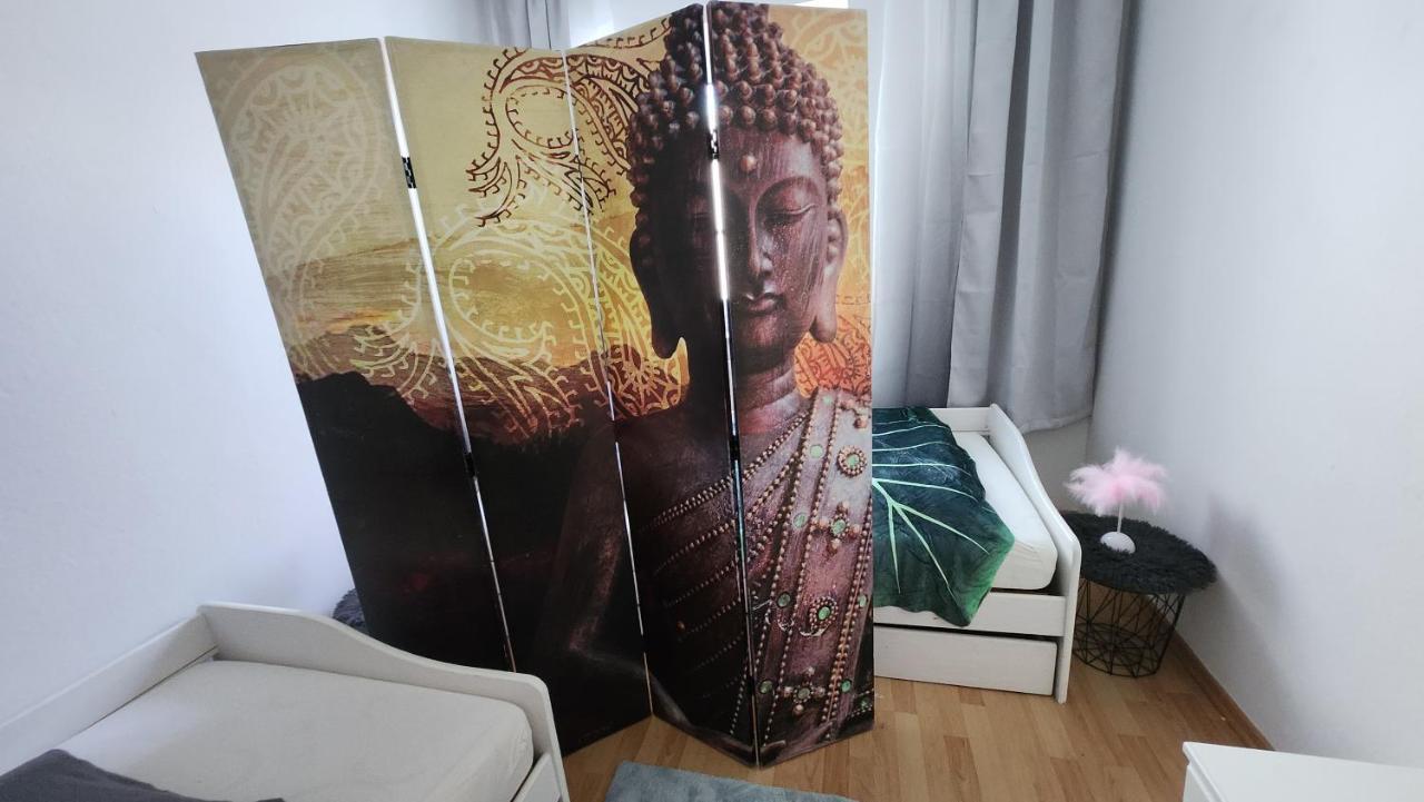 Hemma 4 U , 3 Zimmer Wohnung Kempten Bagian luar foto
